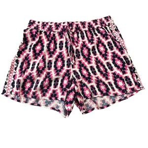 Crown & Ivy shorts Size XS